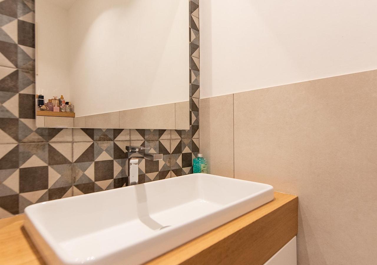 Porta Nuova Suite Comodita In Centro A Torino ภายนอก รูปภาพ